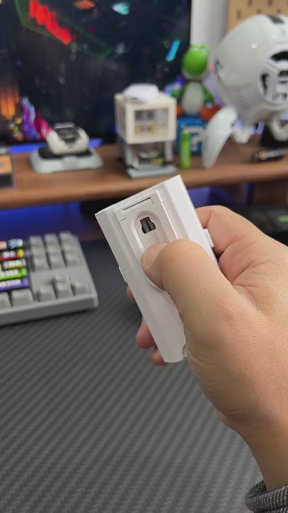 KIT DE LIMPIEZA 8 EN 1 MULTIFUNCIONAL, COMPUTADORA Y TABLET.